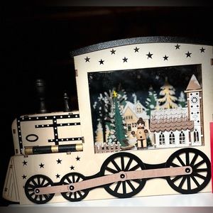 Martha Stewart Christmas Musical LED Wood Train Holiday Village RARE